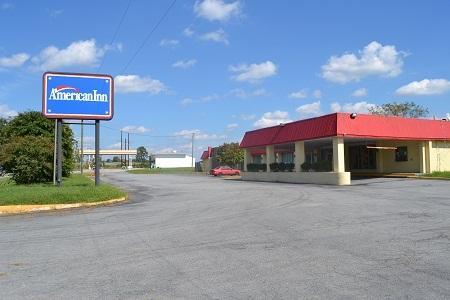 American Inn Skippers/Emporia Area Екстериор снимка